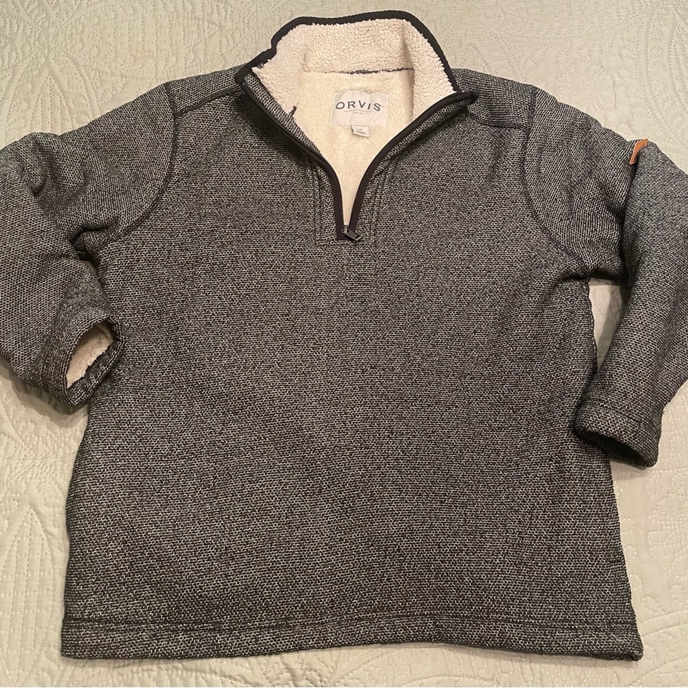 ORVIS men’s pullover size large.
